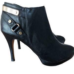 Marc Fisher Blaine platform ankle leather Black booties Size 5